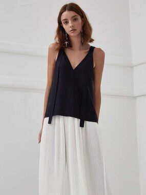 C/MEO COLLECTIVE black double v strappy top XS